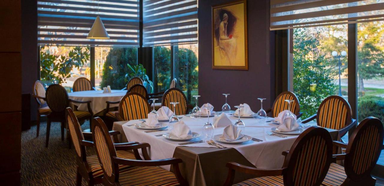 Park Hotel Romantica Svilengrad Exterior foto