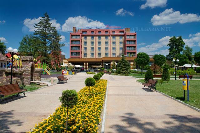 Park Hotel Romantica Svilengrad Exterior foto