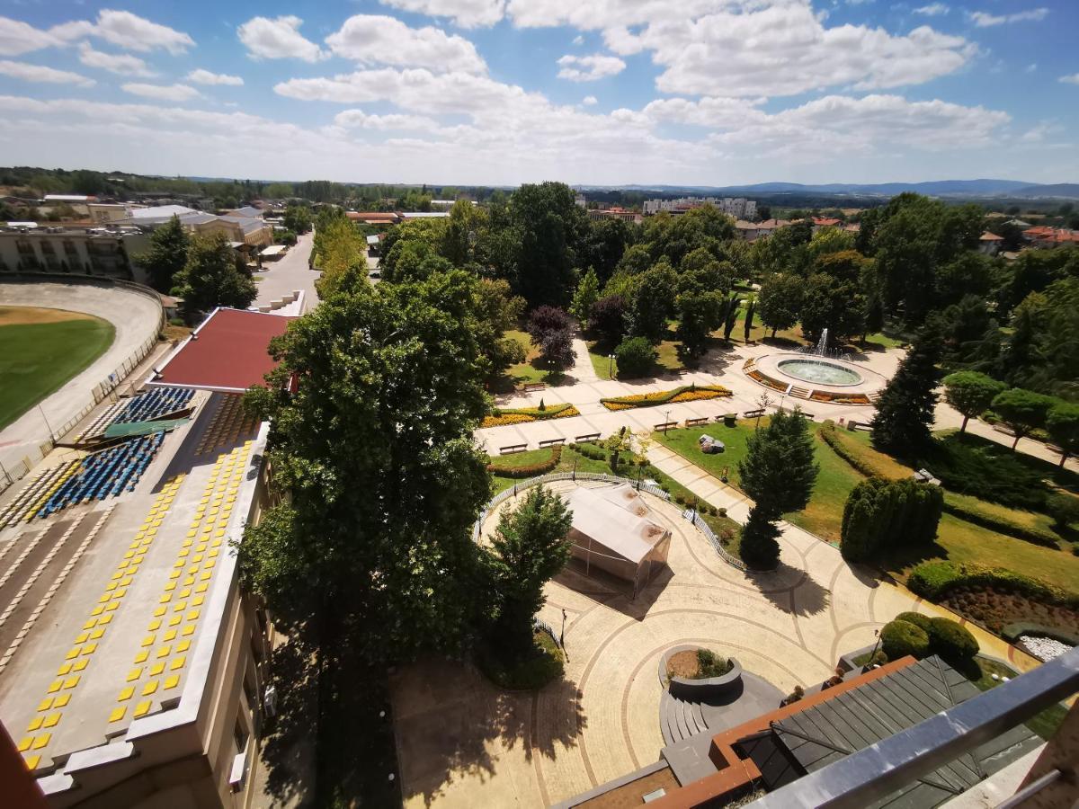 Park Hotel Romantica Svilengrad Exterior foto