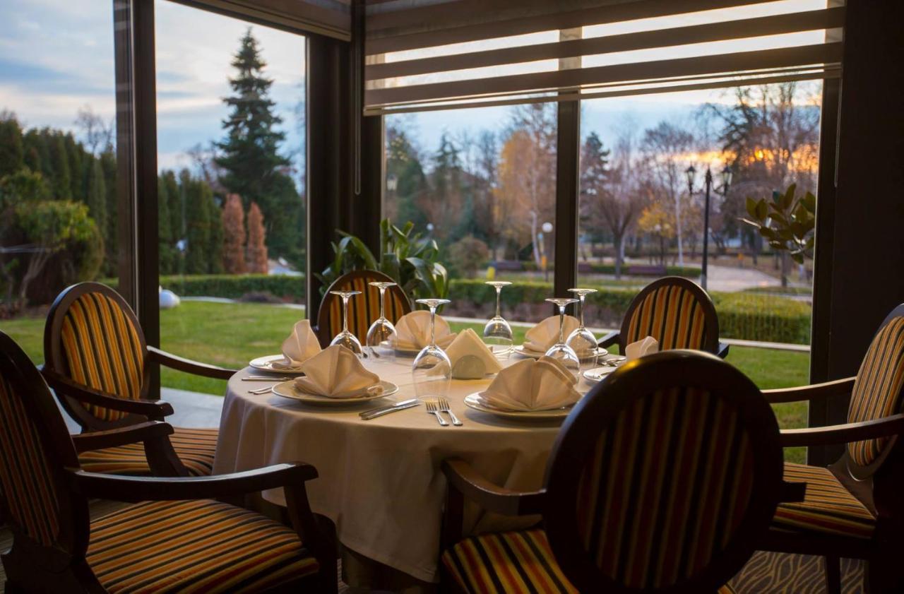 Park Hotel Romantica Svilengrad Exterior foto